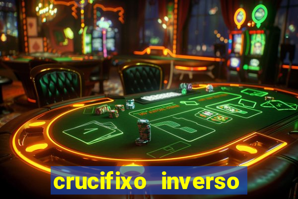 crucifixo inverso com halteres